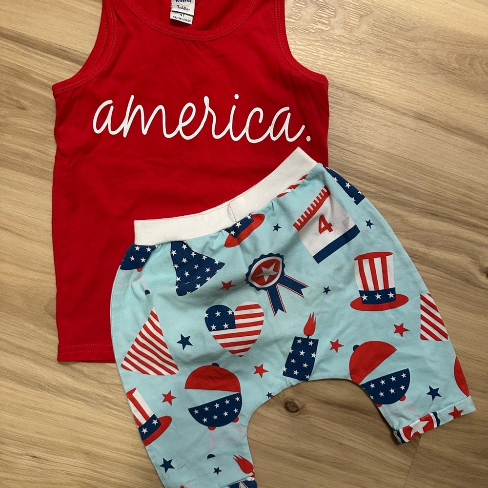 Red 'America' Tank Top and Patriotic shorts Set by Little Kings size 4t